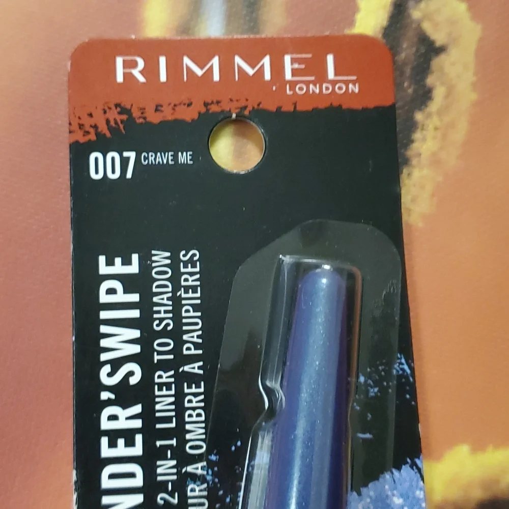 Rimmel Wonder Swipe 2-in-1